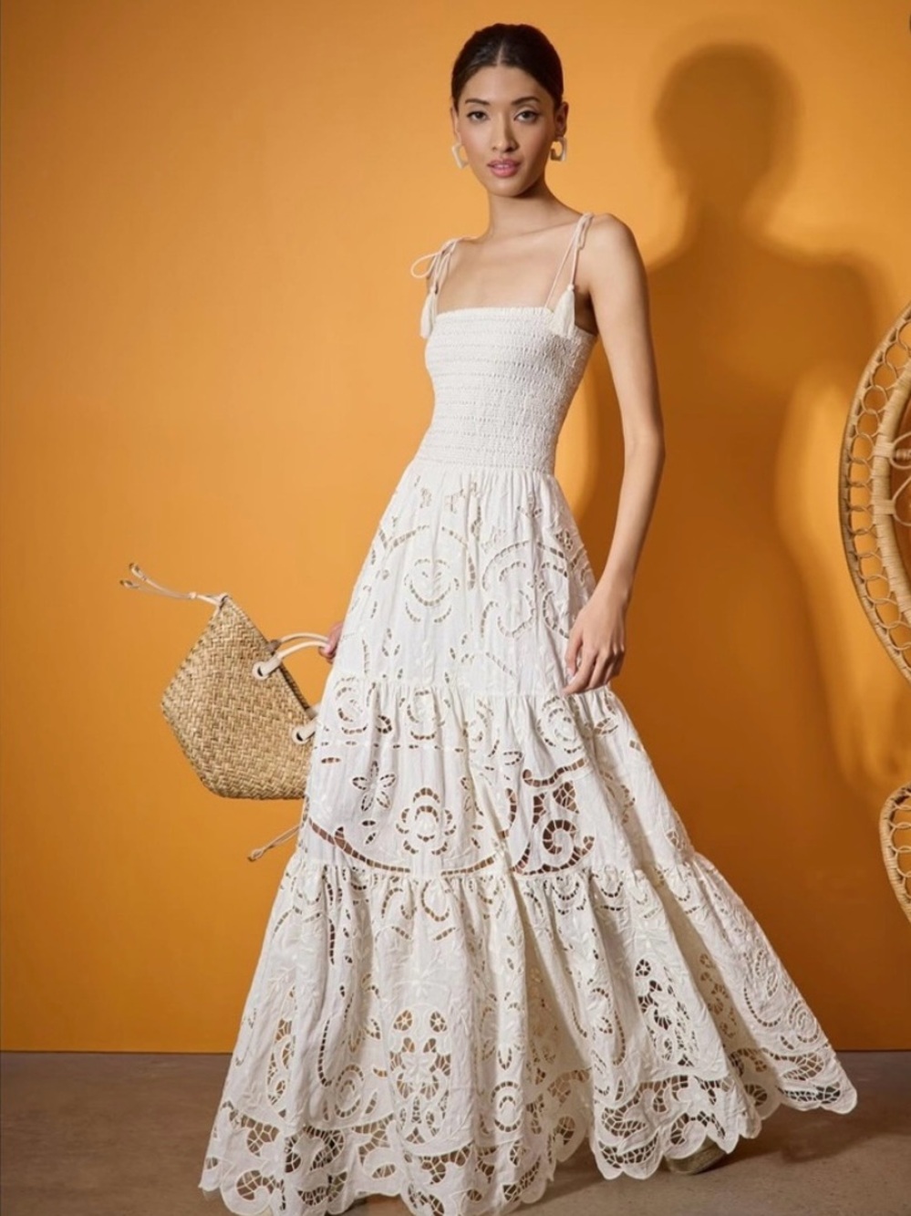 New Alice + Olivia Marina Tiered Eyelet Off White Maxi Dress size 4
